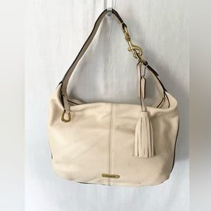 COACH AVERY PEBBLED LEATHER SHOULDER BAG